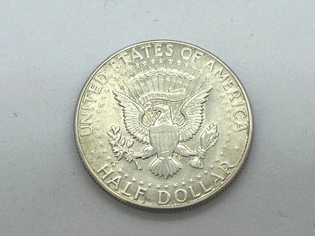 1968年 アメリカ ケネディ ハーフダラー 銀貨 11.4g 30.4 1968年 アメリカ ケネディ ハーフダラー 銀貨 11.4g 30.4