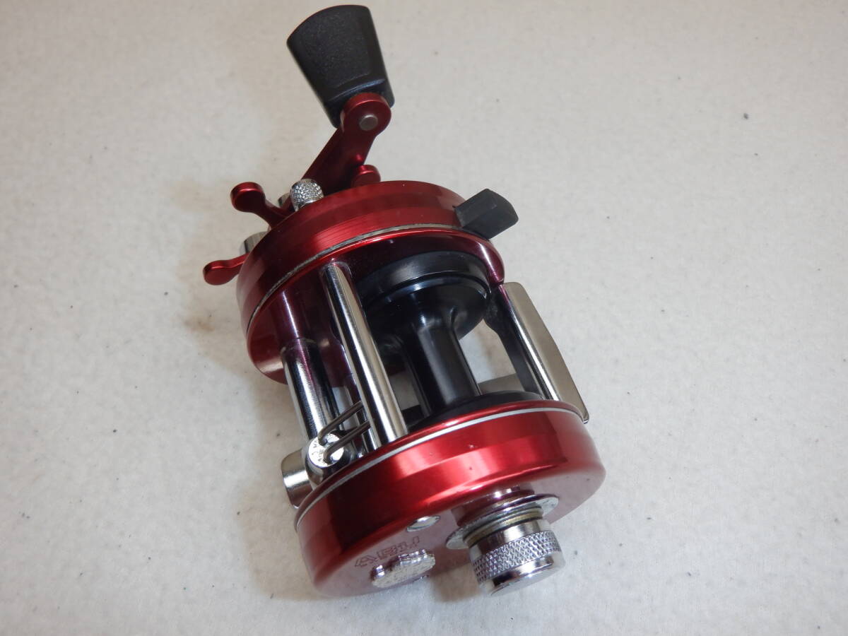 ABU Ambassadeur アブ アンバサダー ◇ 2500C レッド 赤 RED ABU Ambassadeur アブ アンバサダー ◇ 2500C レッド 赤 RED