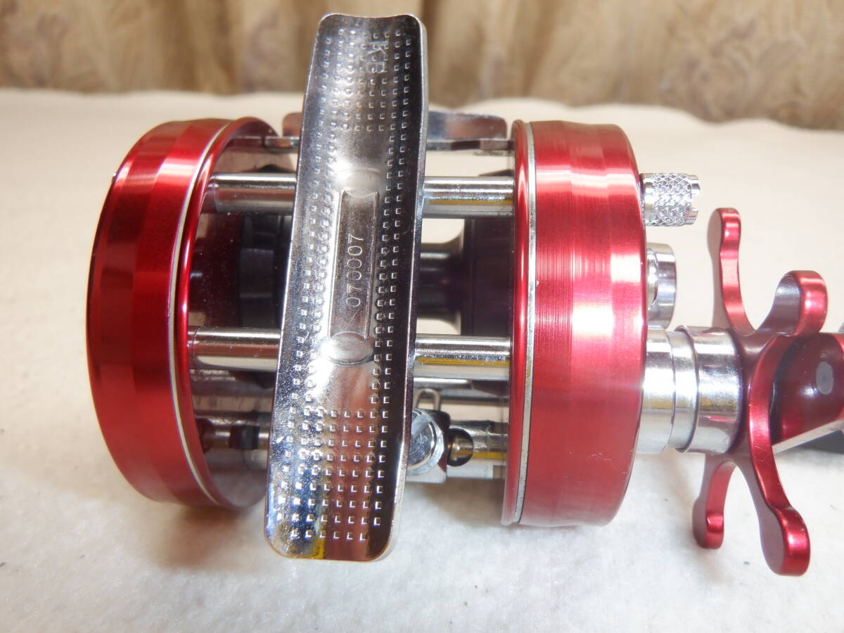 ABU Ambassadeur アブ アンバサダー ◇ 2500C レッド 赤 RED ABU Ambassadeur アブ アンバサダー ◇ 2500C レッド 赤 RED