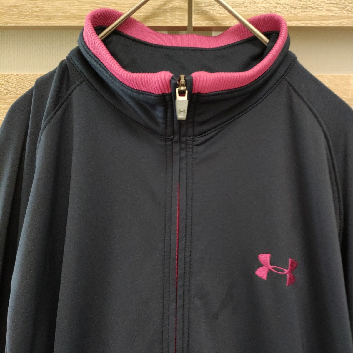 UNDERARMOUR(アンダーアーマー)MDサイズジャージセットアップ UNDERARMOUR(アンダーアーマー)MDサイズジャージセットアップ