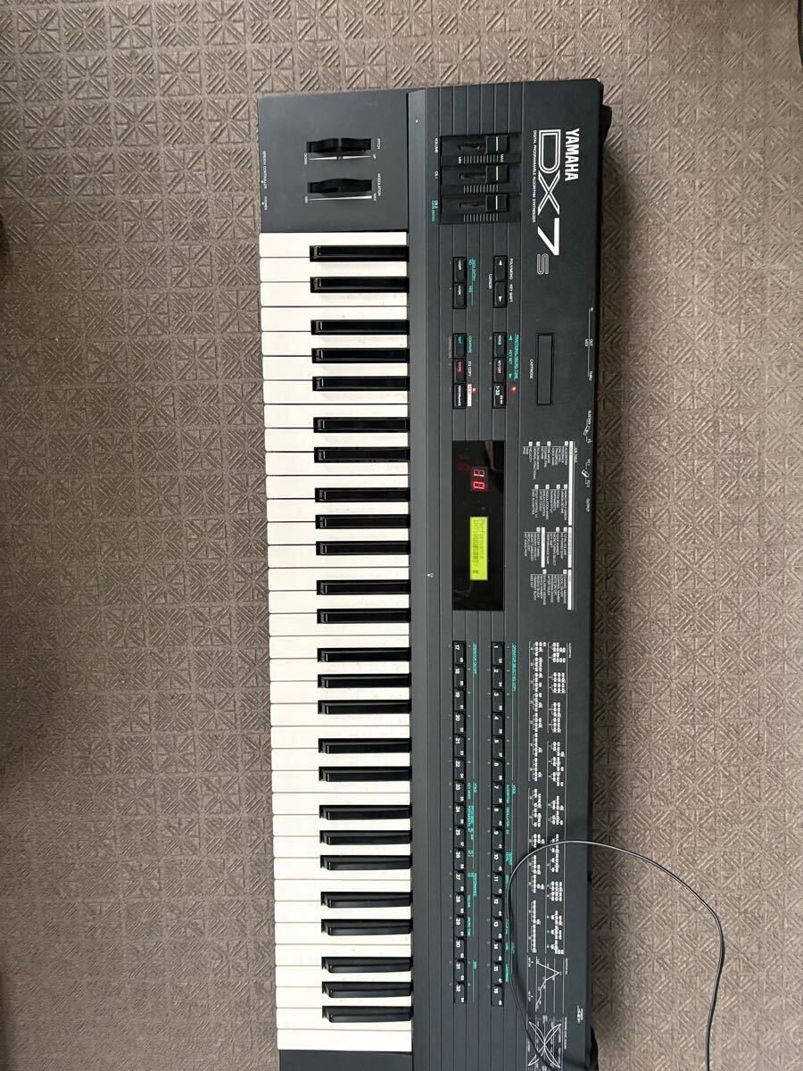 YAMAHA シンセサイザー DX7S (ヤマハ)|売買されたオークション YAMAHA シンセサイザー DX7S (ヤマハ)|売買されたオークション