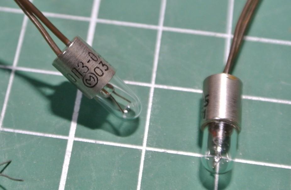 10個 ロシア軍用 ムギ球 3V 0.25A 金屬モールド 高信頼 宇宙構(gòu)想仕様