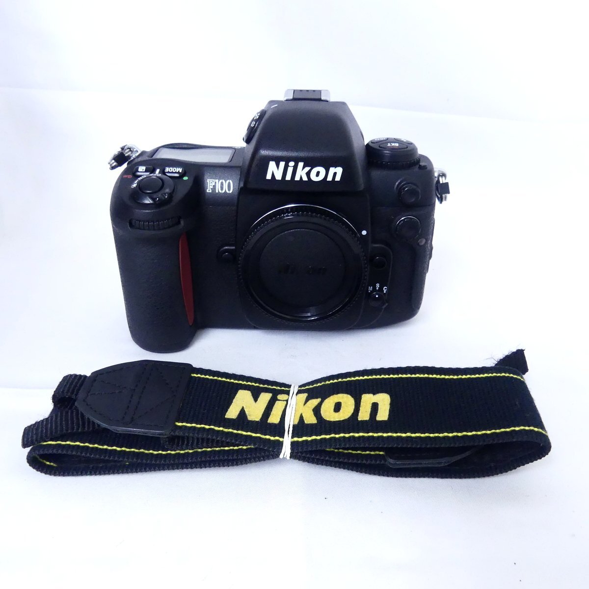 Nikon ニコン F100 単3電池使用 + MF-29 一眼レフカメラ Nikon ニコン F100 単3電池使用 + MF-29 一眼レフカメラ
