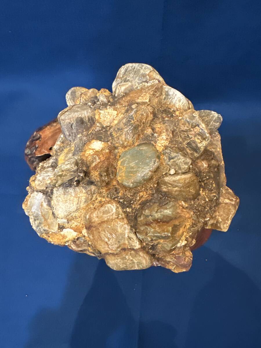 鑑賞石 美濃壺石 重量約2582g 台座付き 飾り石 天然石 水石 原石 鑑賞石 美濃壺石 重量約2582g 台座付き 飾り石 天然石 水石 原石
