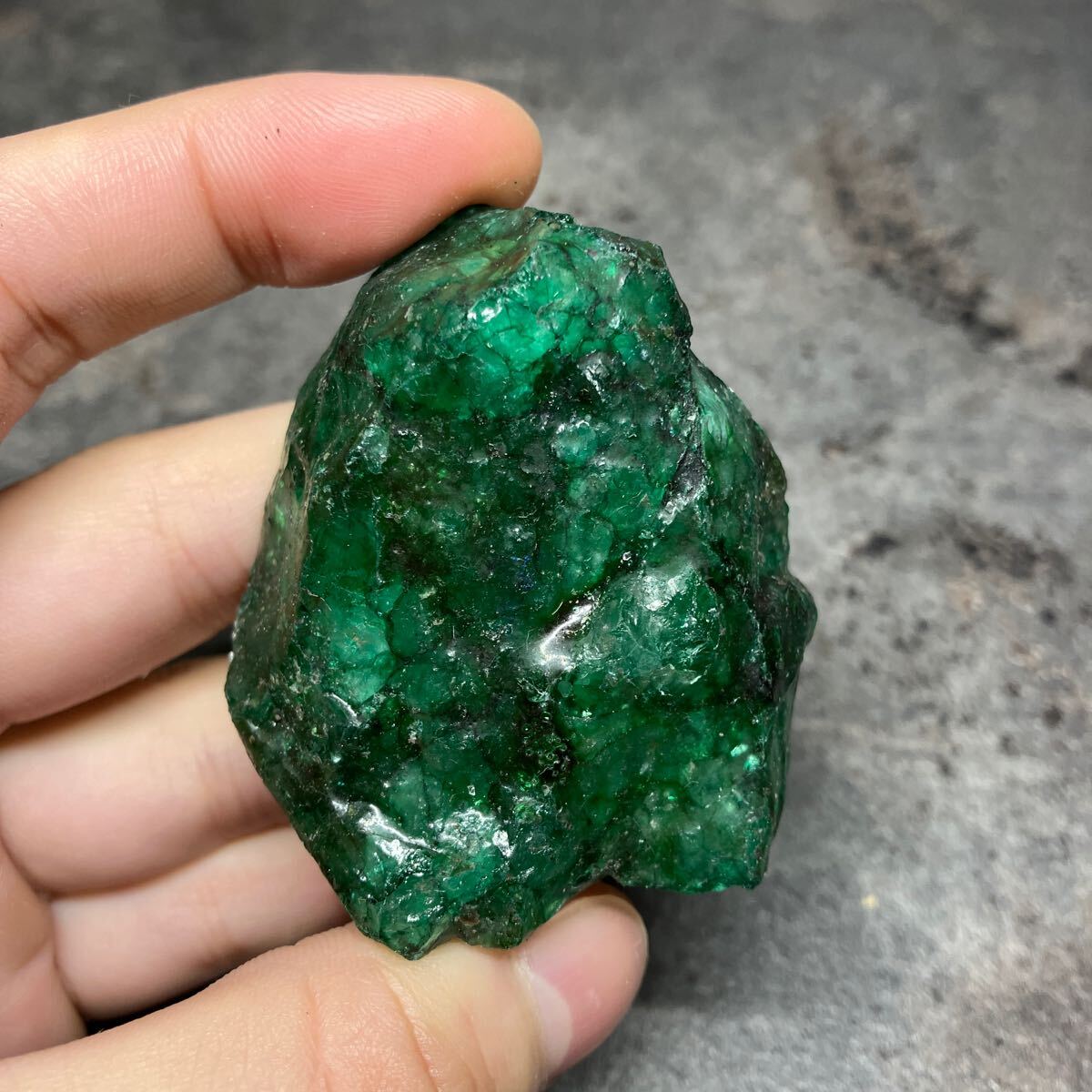 5円スタート】ブラジル産 天然エメラルド 416.00ct ラフカット 5円スタート】ブラジル産 天然エメラルド 416.00ct ラフカット
