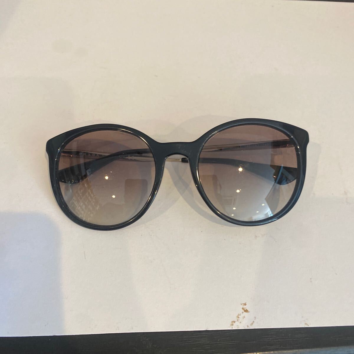 PRADA プラダ　 サングラス　55口21 