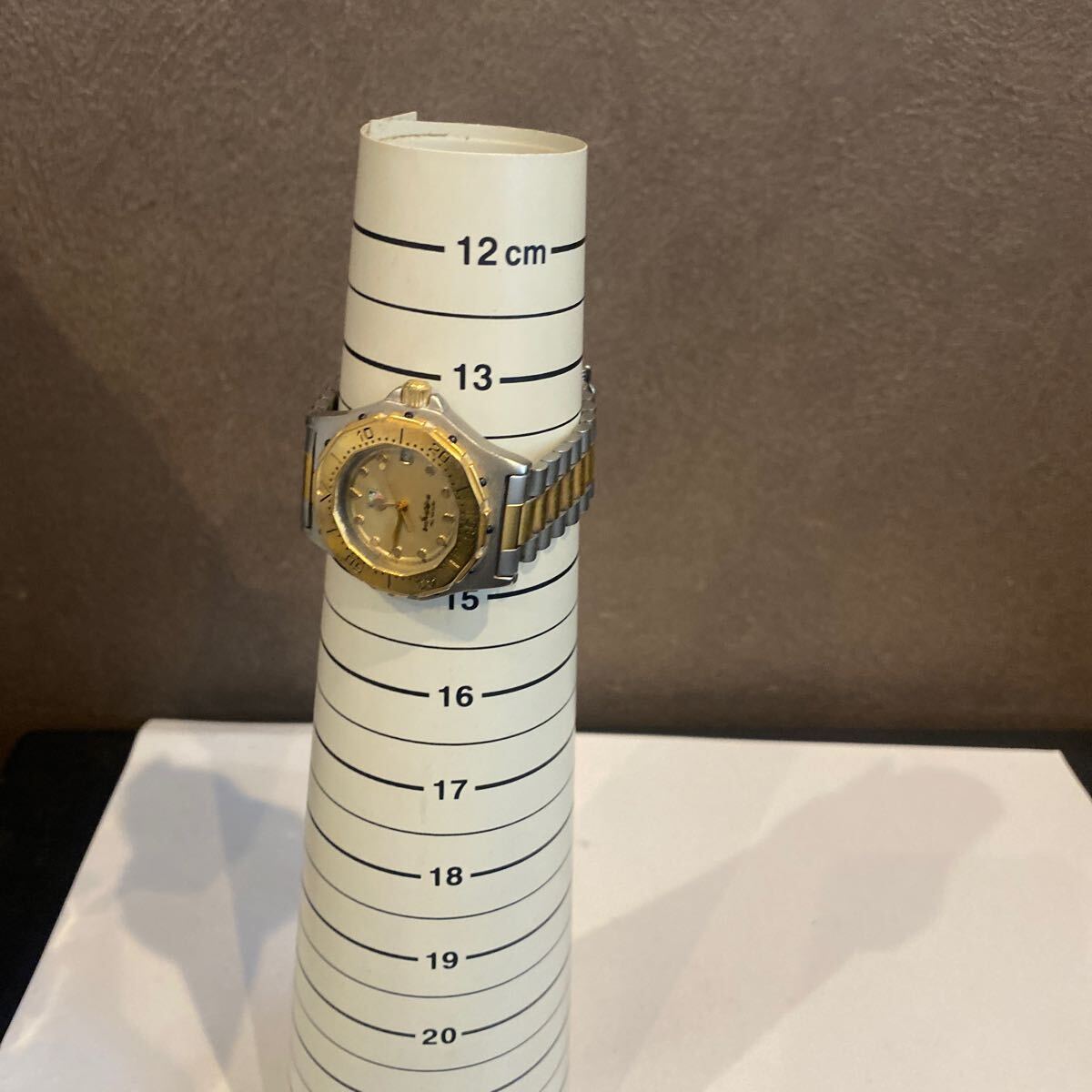 TAG HEUER タグホイヤー　クォーツ　935.413 動(dòng)作未確認(rèn)　ジャンク品