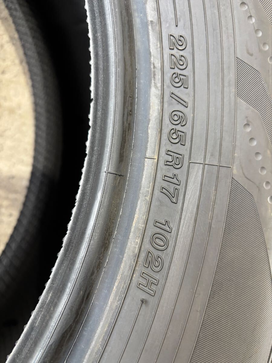 225/65R17 102H YOKOHAMA ADVAN V03 新車外し 2025年製 ヨコハマ 225/65R17 102H YOKOHAMA ADVAN V03 新車外し 2025年製 ヨコハマ