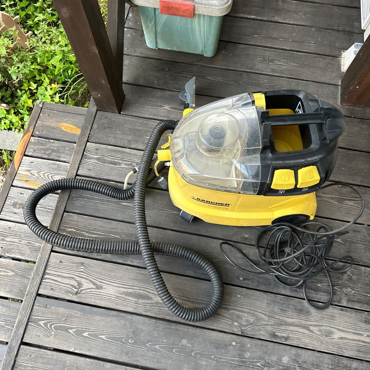 KARCHER ケルヒャー 業務用 カーペットリンスクリーナー Puzzi 8 KARCHER ケルヒャー 業務用 カーペットリンスクリーナー Puzzi 8