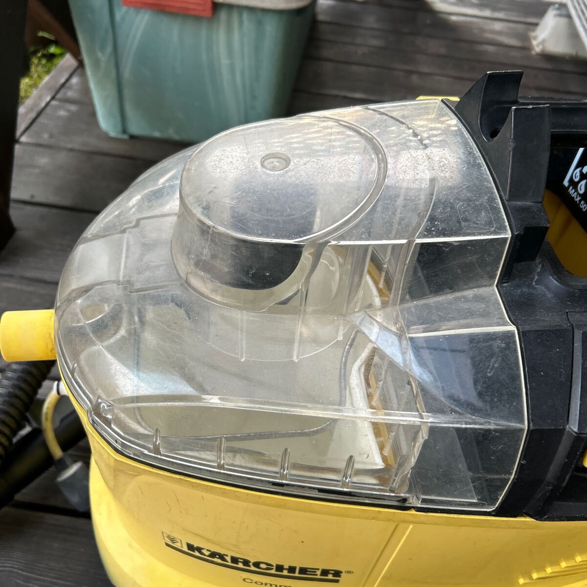 KARCHER ケルヒャー 業務用 カーペットリンスクリーナー Puzzi 8 KARCHER ケルヒャー 業務用 カーペットリンスクリーナー Puzzi 8
