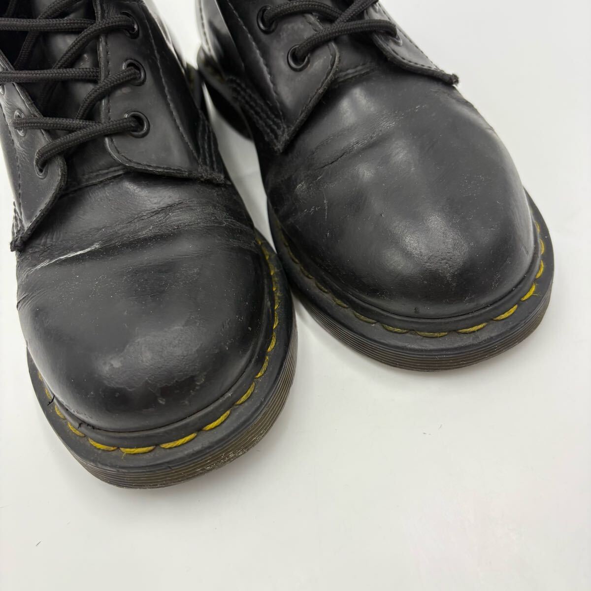 C □ 極上レザー使用 '人気 イエローステッチ' Dr.Martens C □ 極上レザー使用 '人気 イエローステッチ' Dr.Martens