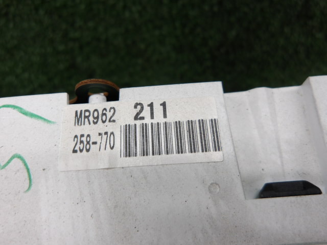 3FP2104 ACJ4)) 三菱 ランサーセディア CS2A 前期型 MX-E 純正 スピードメーターパネル　　MR962 258-770　　走行距離123817