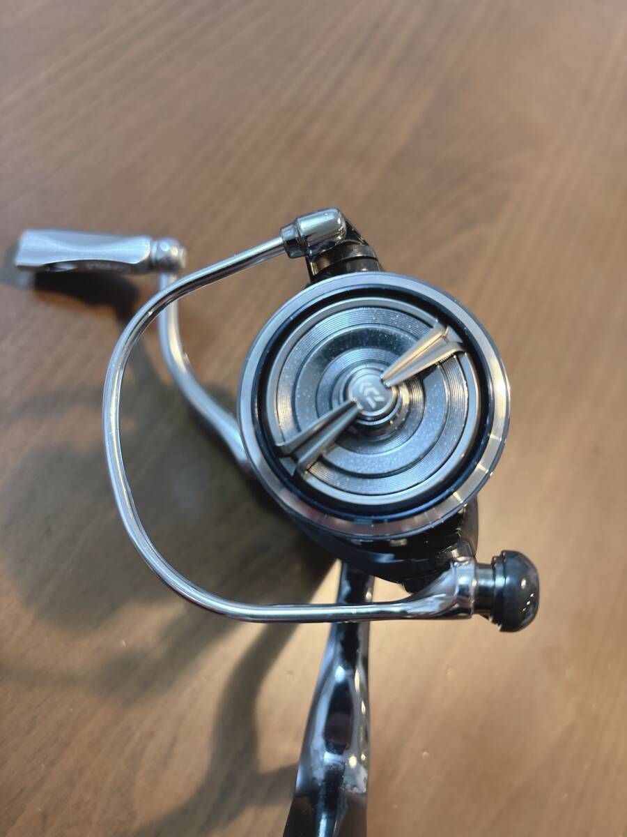 ダイワ 18イグジスト LT2500-XH DAIWA 18 EXIST スピニング ダイワ 18イグジスト LT2500-XH DAIWA 18 EXIST スピニング