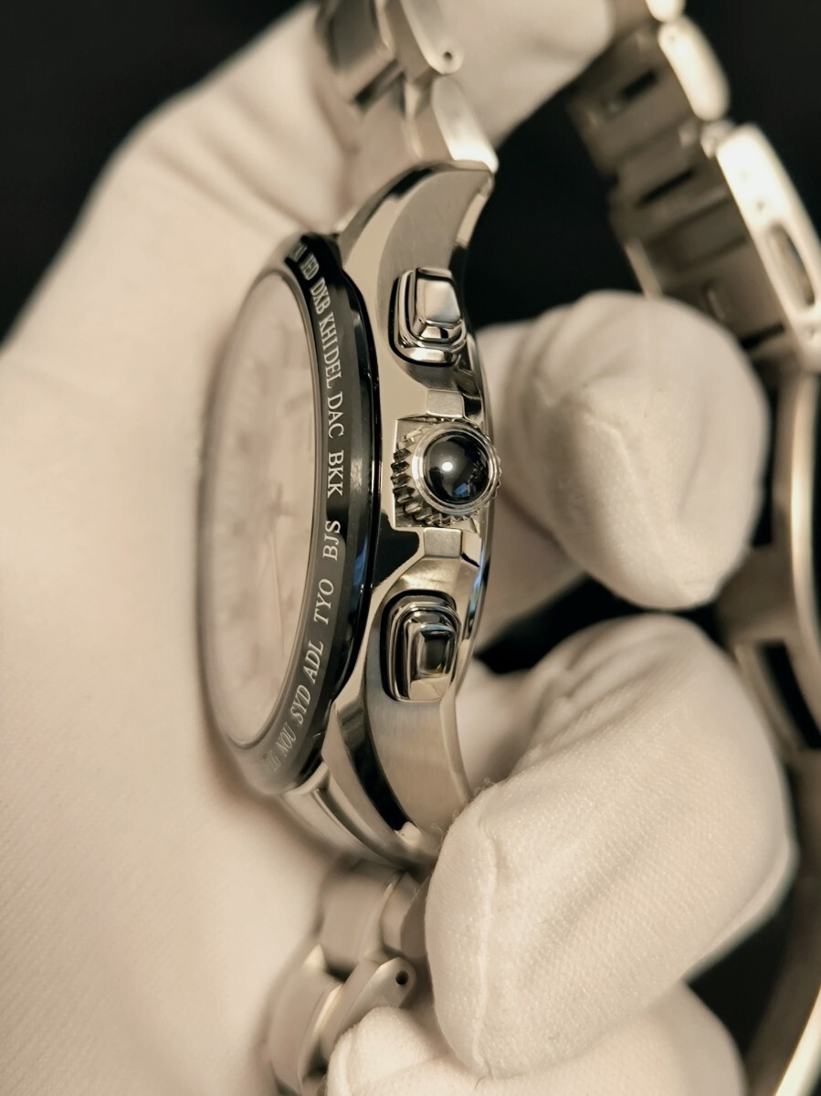 ☆極上美品☆白アストロン SBXB047 チタンモデル SEIKO ASTRON ☆極上美品☆白アストロン SBXB047 チタンモデル SEIKO ASTRON