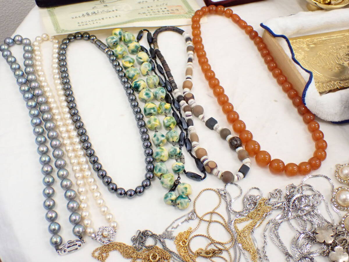 UH2457《1円》《大量》遺品整理 アクセサリー/貴金属【箱・袋 UH2457《1円》《大量》遺品整理 アクセサリー/貴金属【箱・袋