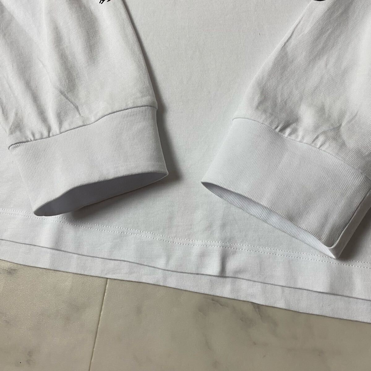極美品/Lサイズ○モンクレール MONCLER 袖プリント スリーブロゴ 極美品/Lサイズ○モンクレール MONCLER 袖プリント スリーブロゴ