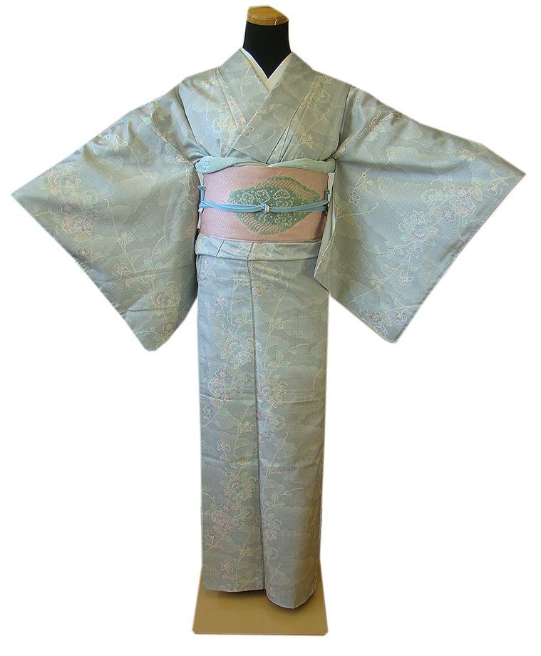 時代屋 裄67.1cm 本場 白大島紬 なごや帯 帯〆 帯揚げ 4点 時代屋 裄67.1cm 本場 白大島紬 なごや帯 帯〆 帯揚げ 4点