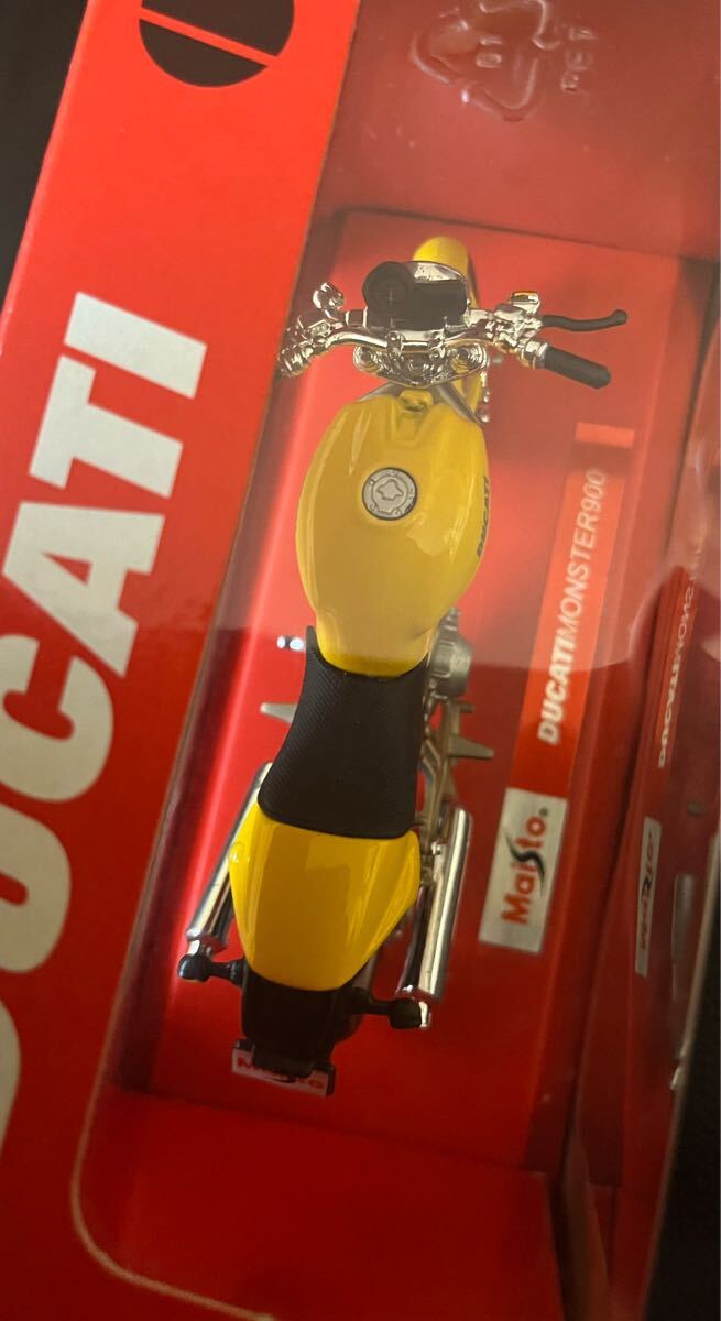 1/18スケール DUCATI MONSTER900 ドゥカティ モンスター900 ダイキャストバイク オートバイ ミニカー 完成品 Maisto マイスト