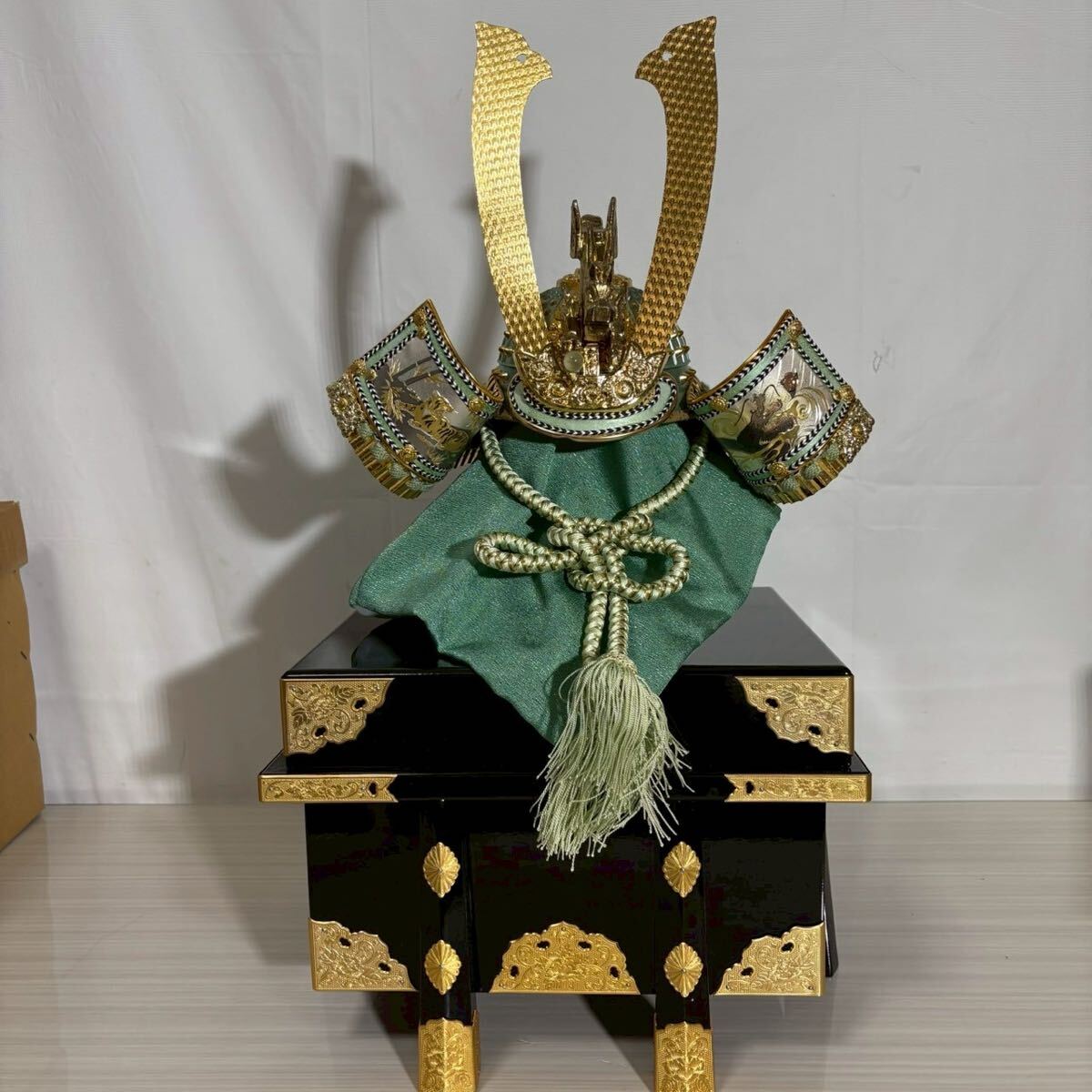 I18/最高級 龍玉作 緑段縅兜 甲冑 水晶玉 純金鍍金 正絹威 徳川 I18/最高級 龍玉作 緑段縅兜 甲冑 水晶玉 純金鍍金 正絹威 徳川