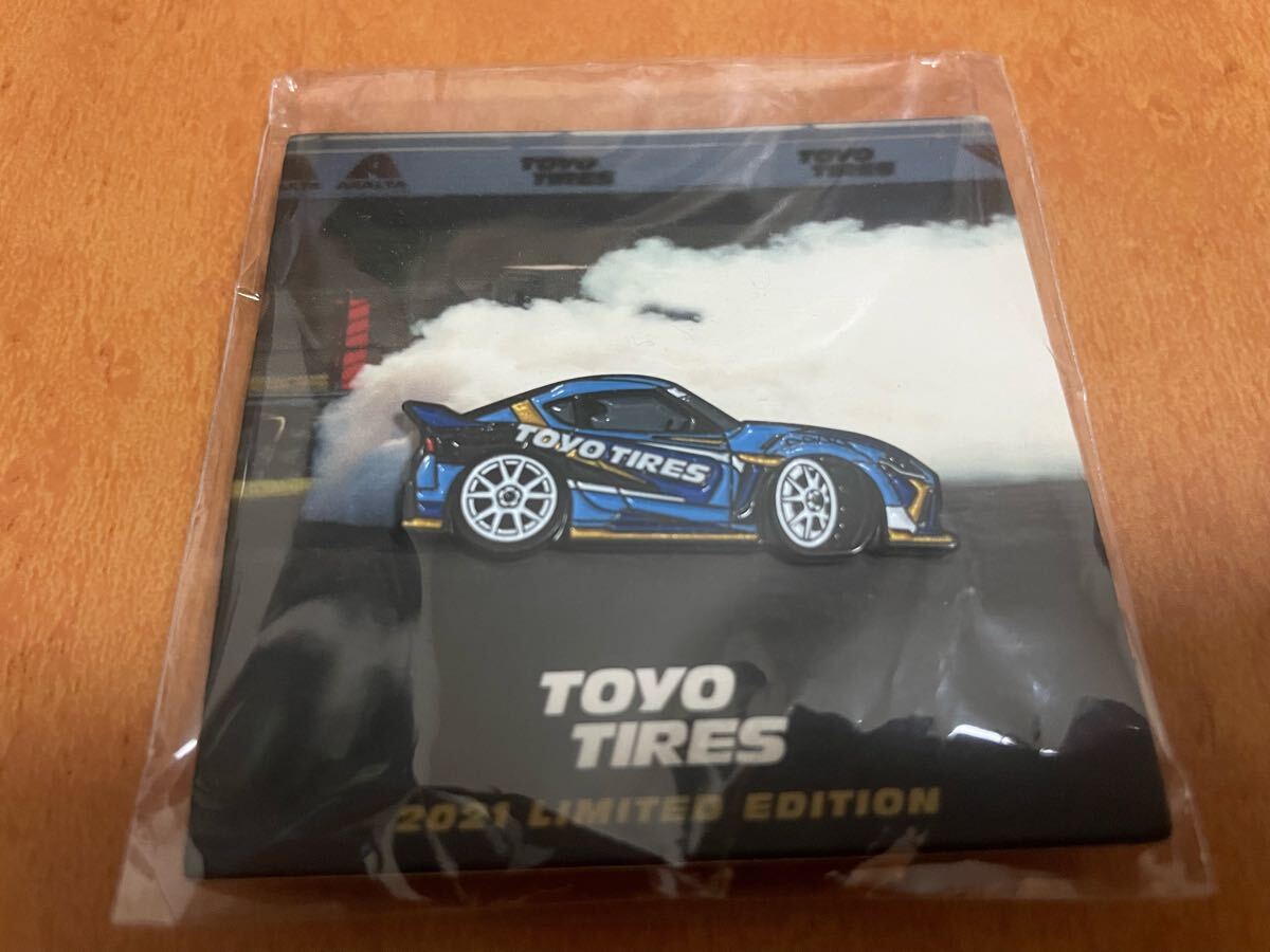 【限定 新品 未開封】希少 Leen Customs ピンバッジ TOYOTIRES トーヨータイヤ ドリフト D1 トヨタ GRスープラ 2021 Limited グッズ ファン_画像4
