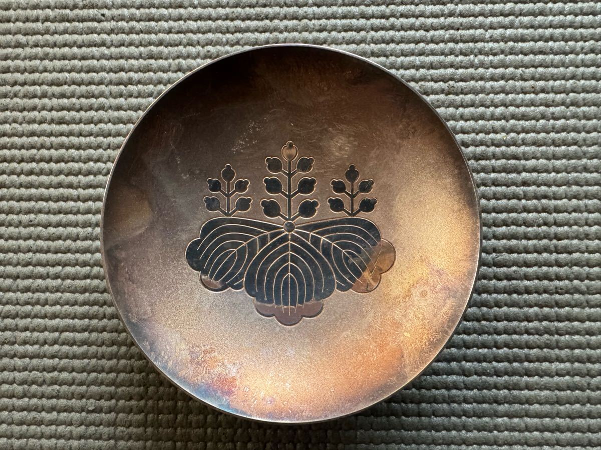 4 うぶ品 中古 銀杯 重量67.3g 刻印入 桐箱入 シルバー 工芸 4 うぶ品 中古 銀杯 重量67.3g 刻印入 桐箱入 シルバー 工芸
