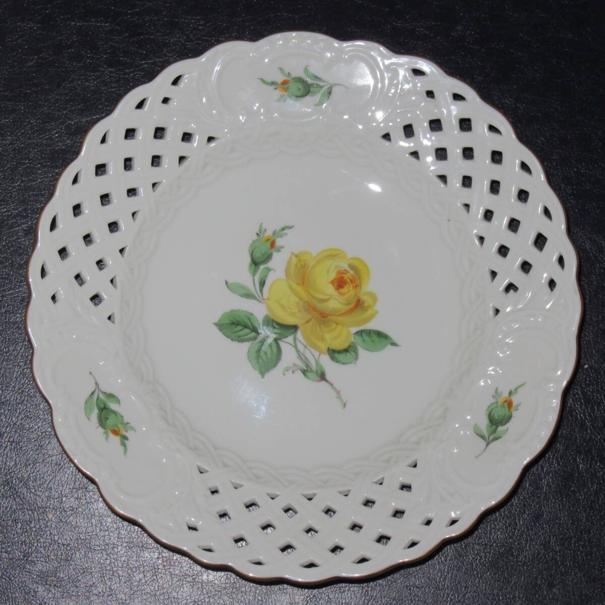 ●マイセンの透かしプレート●イエローローズ●約20.8cm●格安即決●