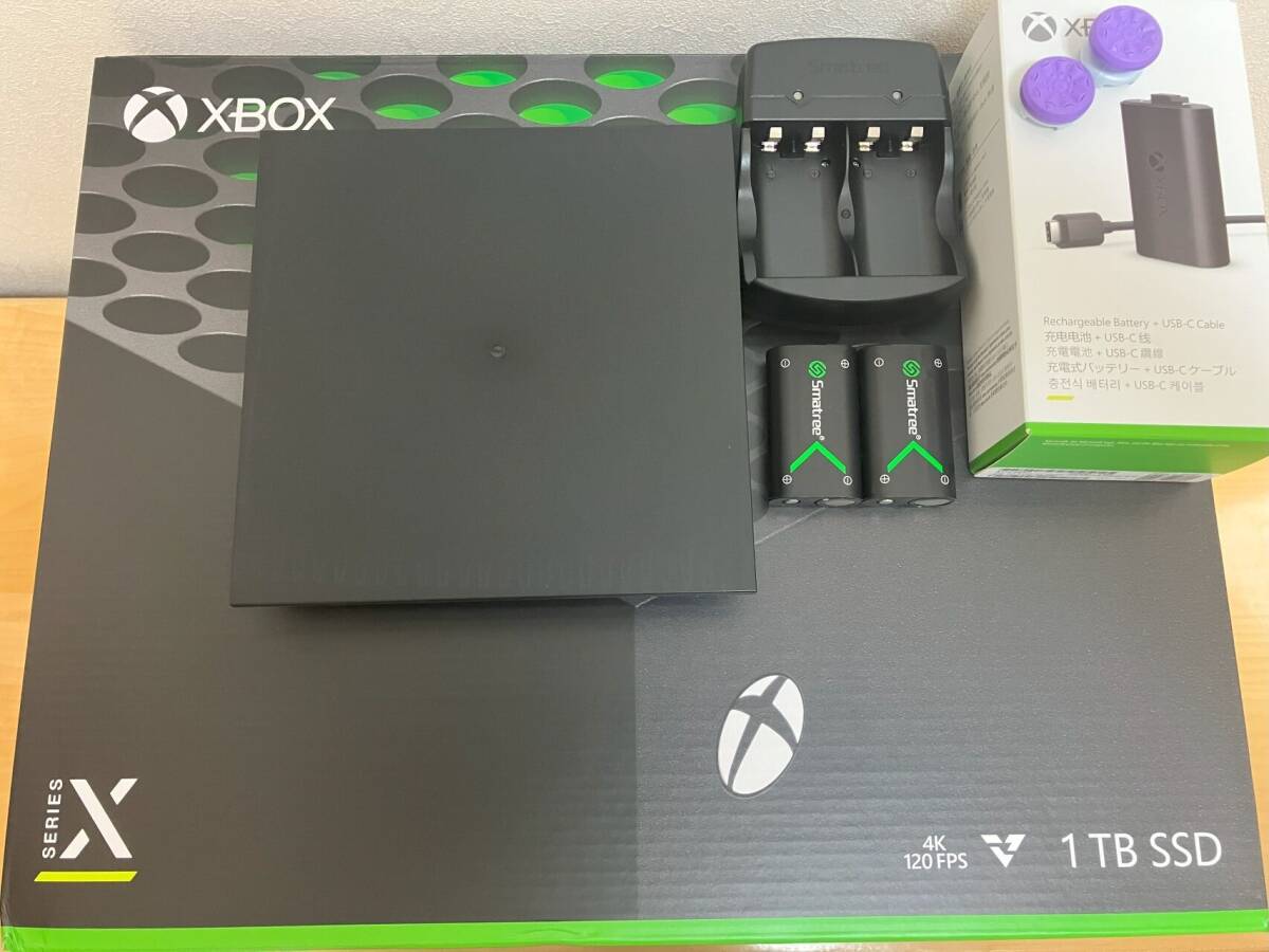 美品 使用数十時間 Microsoft Xbox Series X 本体 RRT-00015 美品 使用数十時間 Microsoft Xbox Series X 本体 RRT-00015