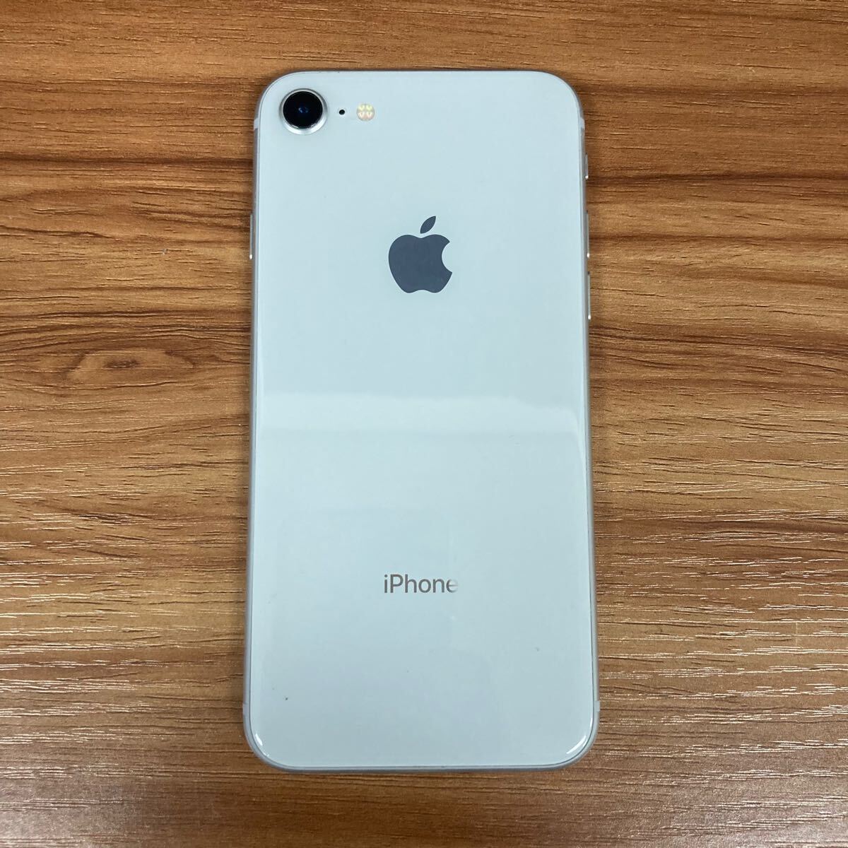 ♪【売り切り】Apple アップル SoftBank iPhone8 ホワイト 256GB ♪【売り切り】Apple アップル SoftBank iPhone8 ホワイト 256GB