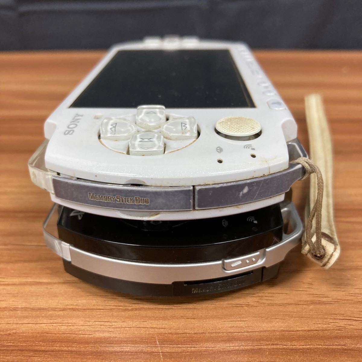 □【売り切り】SONY ソニー PlayStation Portable 2台まとめ PSP □【売り切り】SONY ソニー PlayStation Portable 2台まとめ PSP