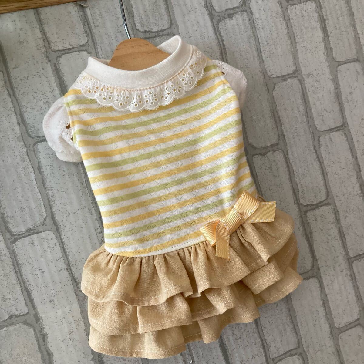 送料込☆完成品☆爽やかボーダーのパフスリーブワンピース☆イエロー系☆胴32
