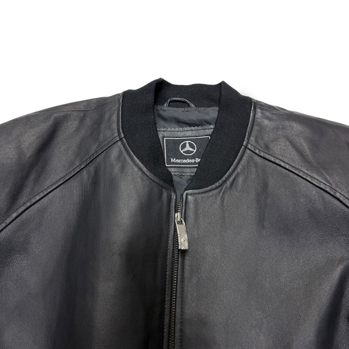 940【極美品 L相当】メルセデスベンツ MA-1レザージャケット 黒 940【極美品 L相当】メルセデスベンツ MA-1レザージャケット 黒