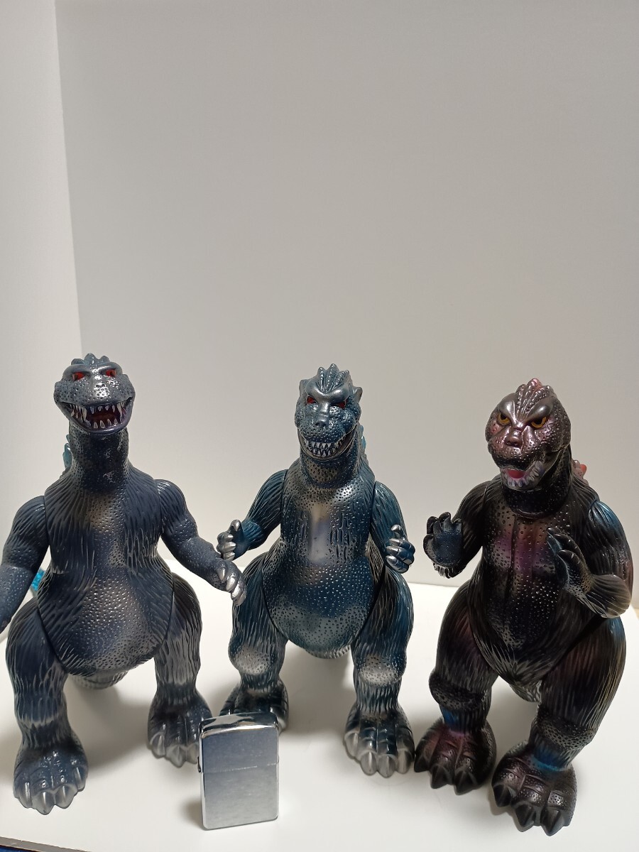 ☆マルサン ソフビ ゴジラ3体セット 復刻 初代 逆襲版 メタリカ ☆マルサン ソフビ ゴジラ3体セット 復刻 初代 逆襲版 メタリカ