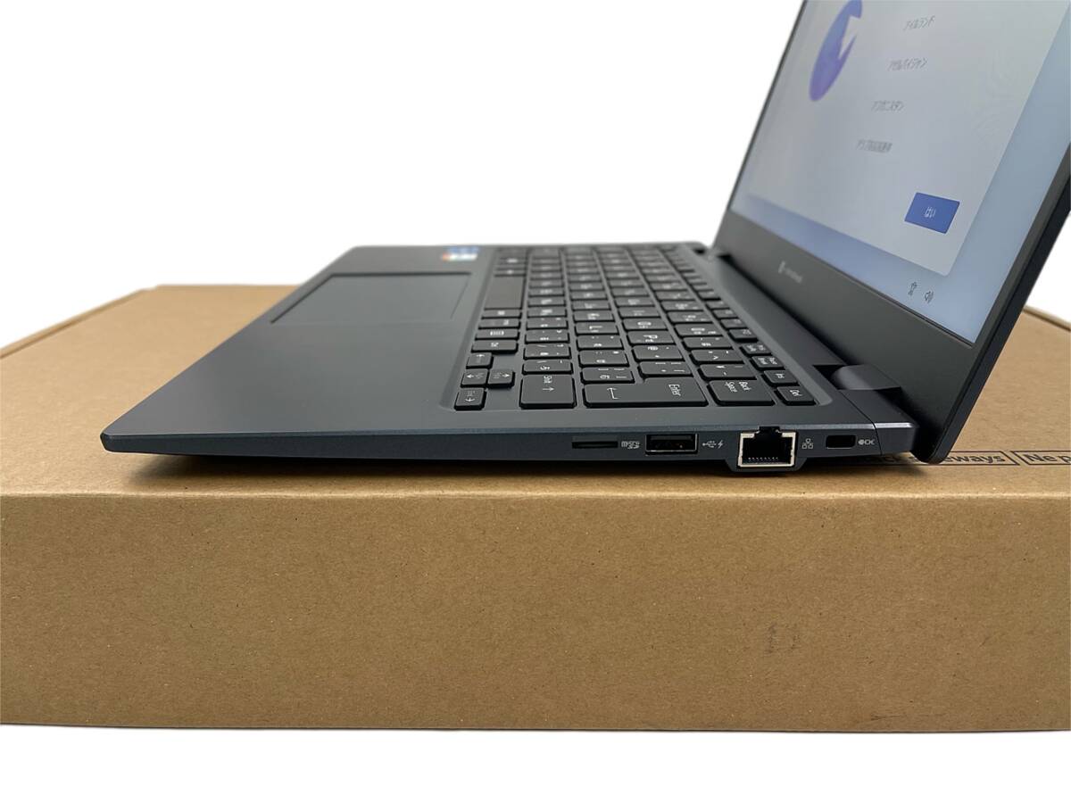 【極美品】dynabook G83/KV 第12世代Intel Core i5-1235U 16GB/SSD256GB 顔認証 13.3型FHD Win11 ビジネスノート 送料無料 TSB144