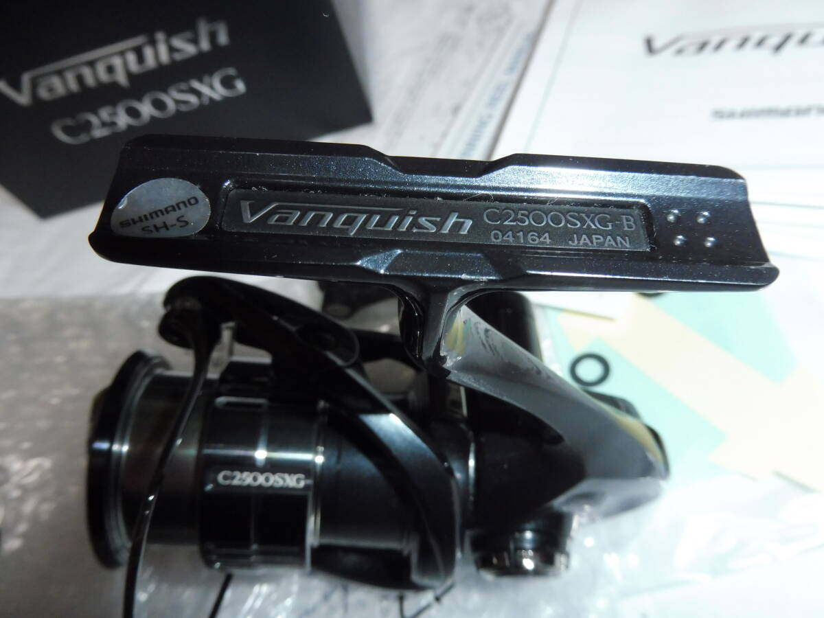 シマノ 19 ヴァンキッシュ C2500SXG 美品 淡水2回短時間使用 シマノ 19 ヴァンキッシュ C2500SXG 美品 淡水2回短時間使用