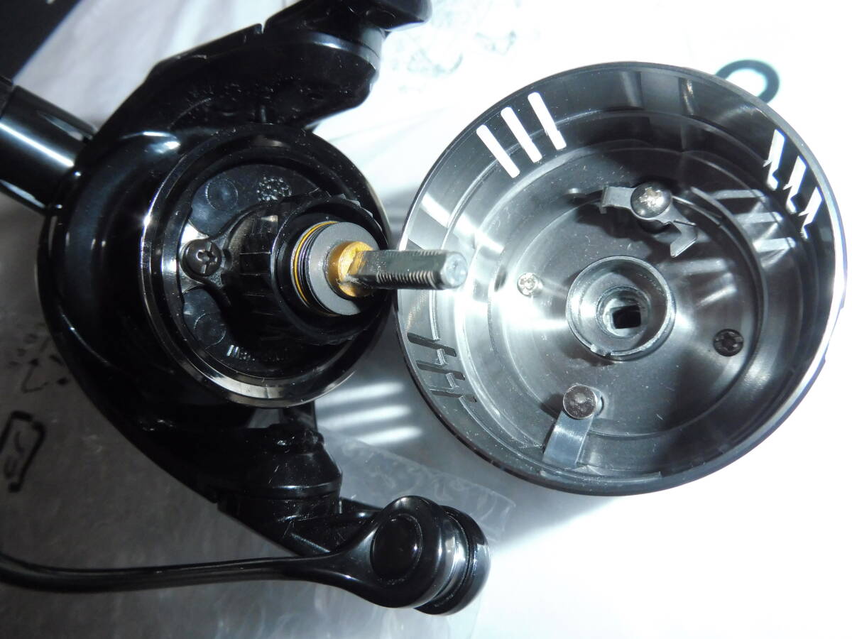 シマノ 19 ヴァンキッシュ C2500SXG 美品 淡水2回短時間使用 シマノ 19 ヴァンキッシュ C2500SXG 美品 淡水2回短時間使用