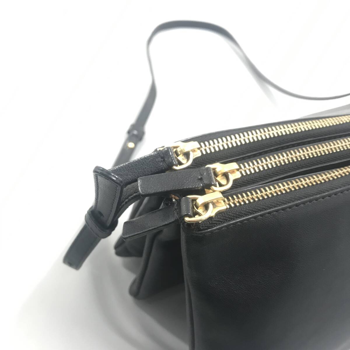 美品】CELINE/セリーヌ トリオスモール ショルダーバッグ 美品】CELINE/セリーヌ トリオスモール ショルダーバッグ