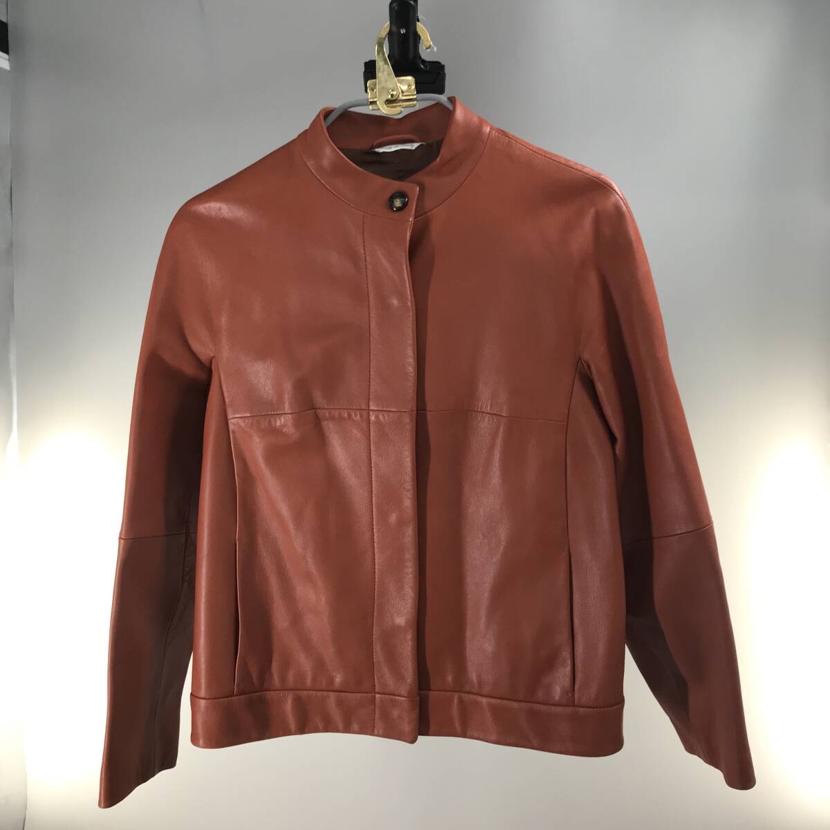 極美品】MaxMara レザーノーカラージャケット マックスマーラ 極美品】MaxMara レザーノーカラージャケット マックスマーラ