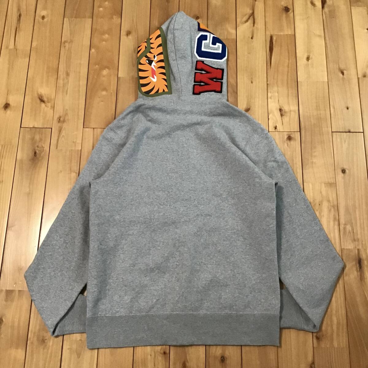 WGM シャーク パーカー Lサイズ グレー shark full zip hoodie a bathing ape BAPE エイプ ベイプ アベイシングエイプ ndi55