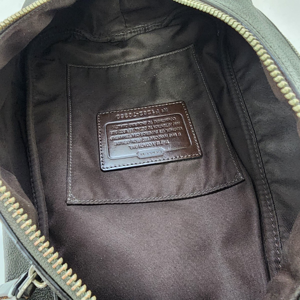 1円~【良品】コーチ COACH 70360 THOMPSON トンプソン ボディ 1円~【良品】コーチ COACH 70360 THOMPSON トンプソン ボディ