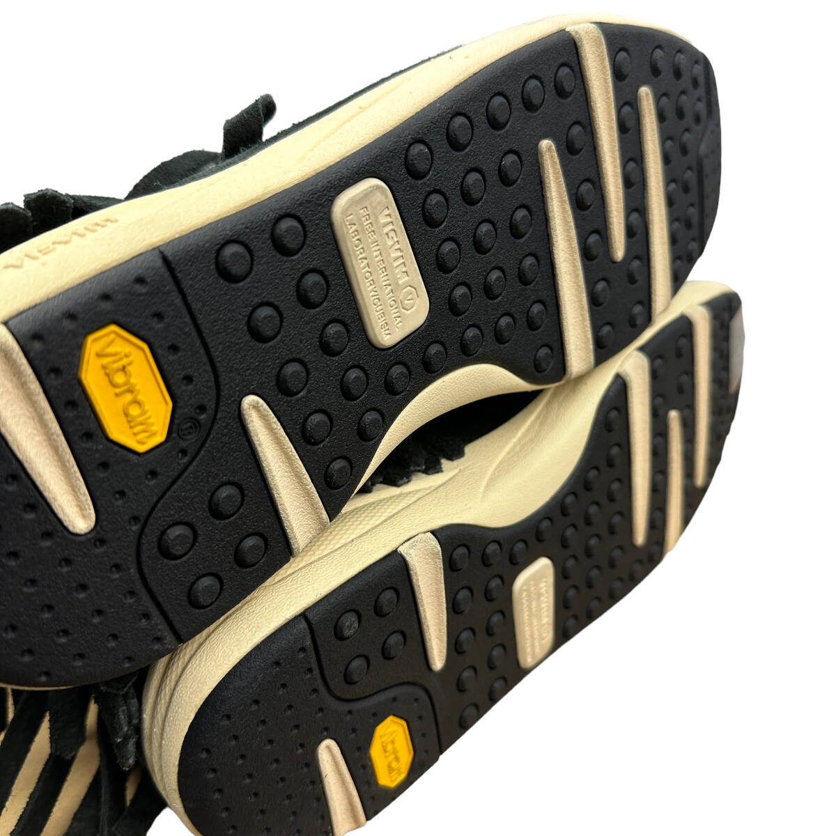 VISVIM(ビズビム) YUCCA MOC SHAMAN VEG SUEDE|Yahoo!フリマ VISVIM(ビズビム) YUCCA MOC SHAMAN VEG SUEDE|Yahoo!フリマ