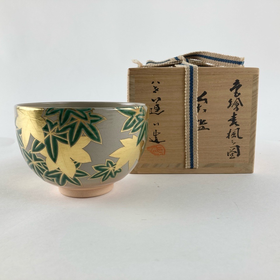 高橋道八 色絵青楓図 茶碗 紅葉 葉 茶道具 共箱 栞 在銘 茶道具 高橋道八 色絵青楓図 茶碗 紅葉 葉 茶道具 共箱 栞 在銘 茶道具