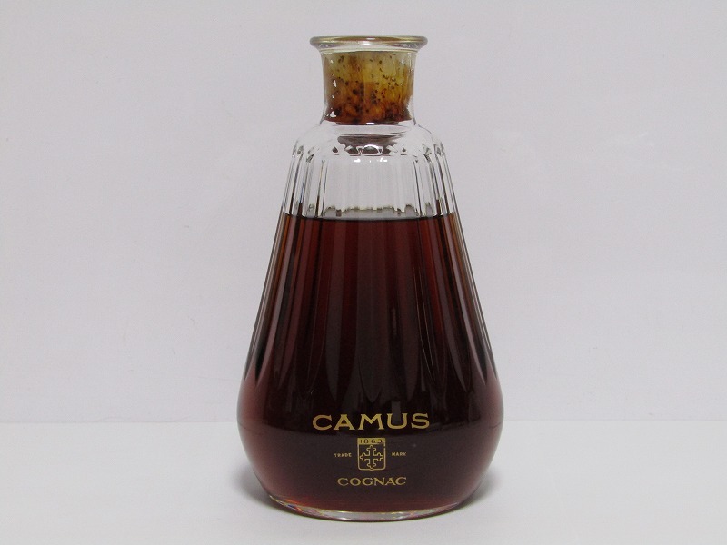 古酒 CAMUS カミュ カラフェ バカラボトル コニャック 現状品 古酒 CAMUS カミュ カラフェ バカラボトル コニャック 現状品
