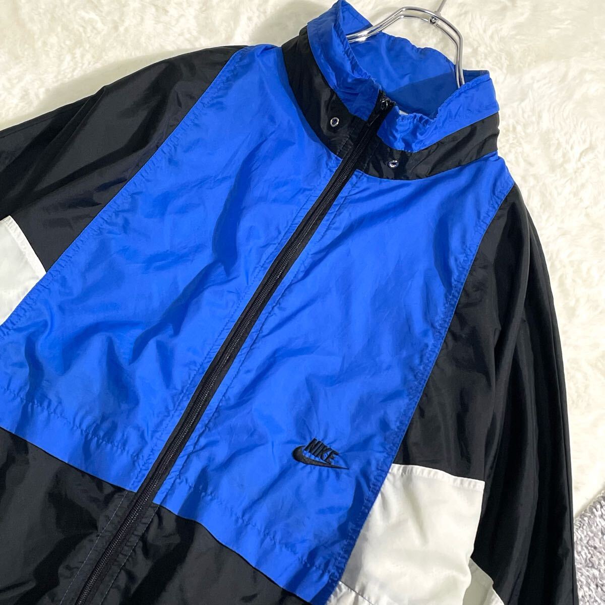 90s ナイキ NIKE ナイロンジャケット 裏地メッシュ サイズL 銀 90s ナイキ NIKE ナイロンジャケット 裏地メッシュ サイズL 銀