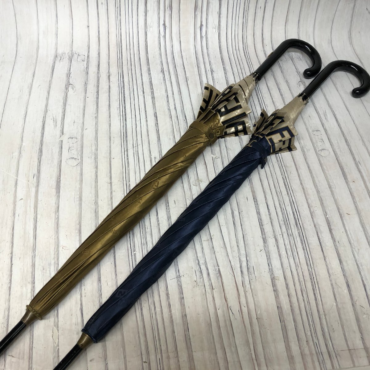 m001 KASA(120) FENDI フェンディ 傘 雨具 ズッカ ネイビー 金茶 m001 KASA(120) FENDI フェンディ 傘 雨具 ズッカ ネイビー 金茶