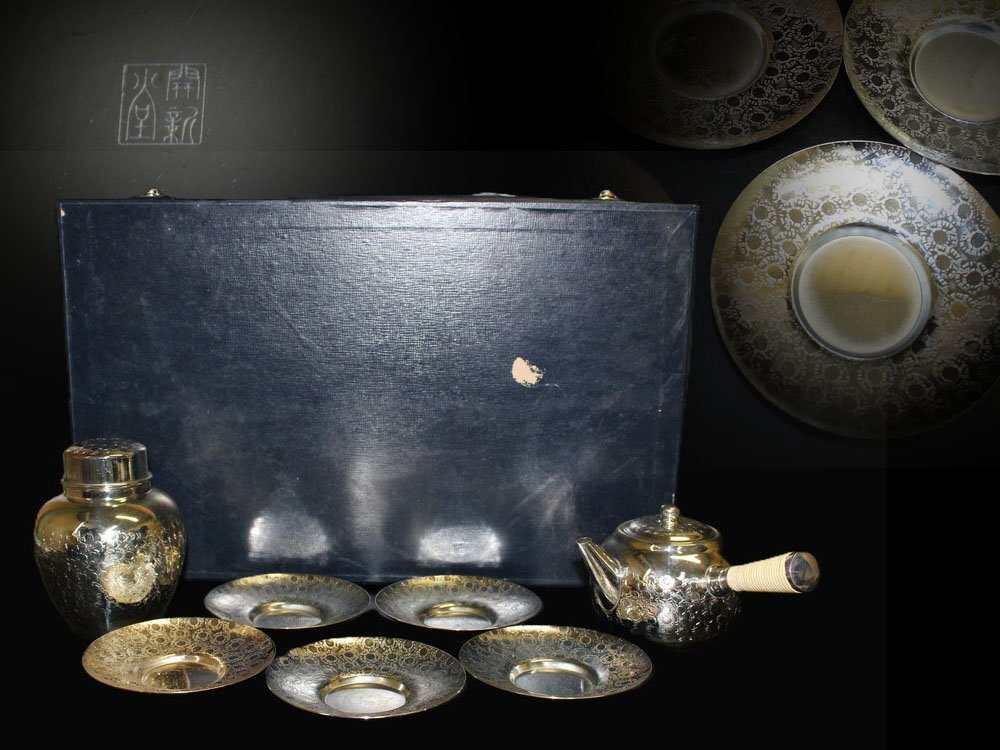 江】開新堂 いぶし銀 鎚起文茶器セット 急須 茶壺 茶托 5客 古 江】開新堂 いぶし銀 鎚起文茶器セット 急須 茶壺 茶托 5客 古