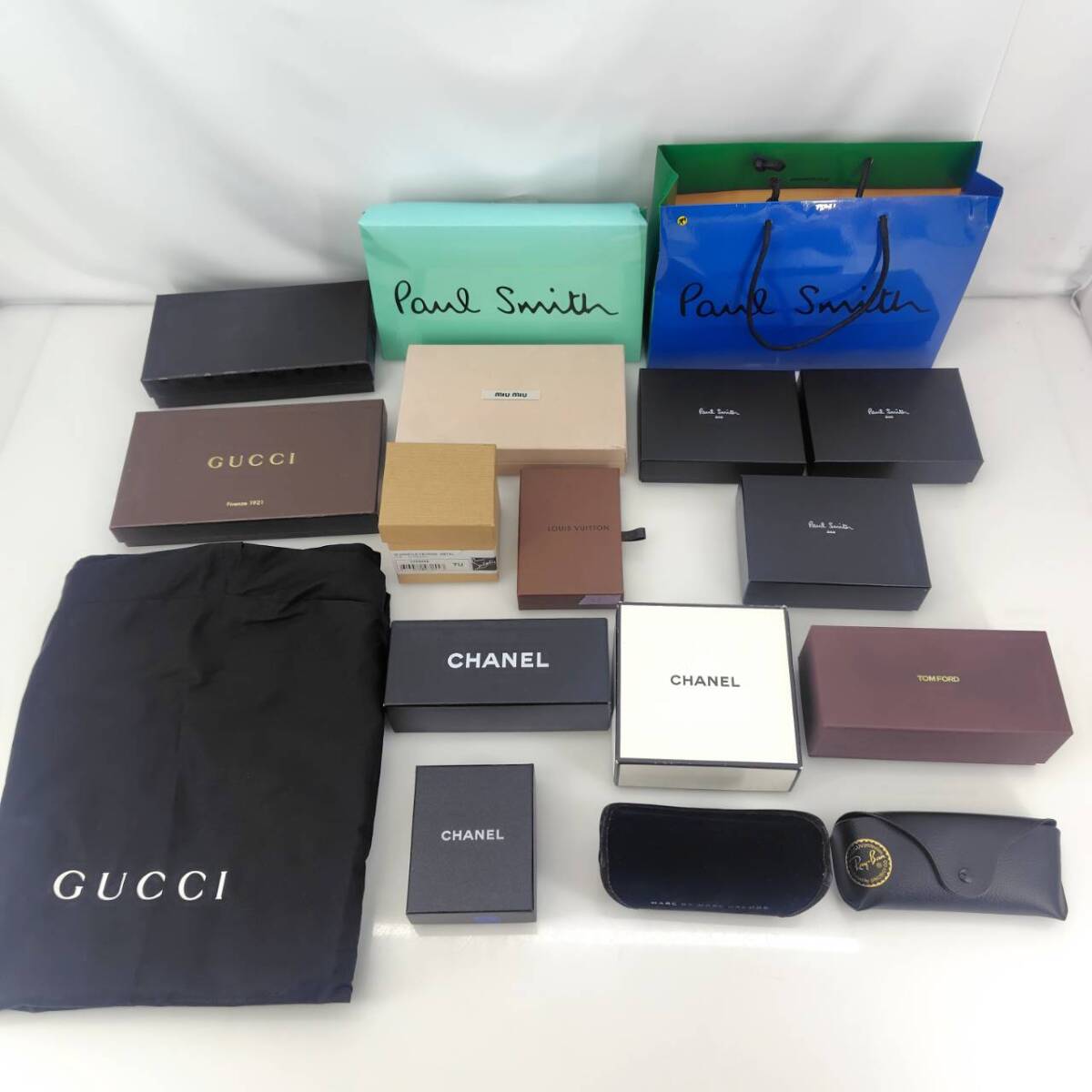05w11146☆1円~【ブランド空箱まとめ】 CHANEL GUCCI Paul 05w11146☆1円~【ブランド空箱まとめ】 CHANEL GUCCI Paul