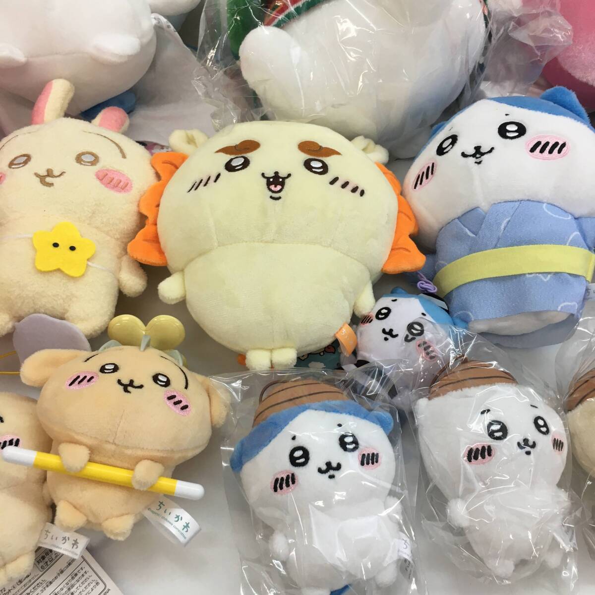 05w10754 ☆1円~【ぬいぐるみセット】ちいかわまとめ ちいかわ 05w10754 ☆1円~【ぬいぐるみセット】ちいかわまとめ ちいかわ