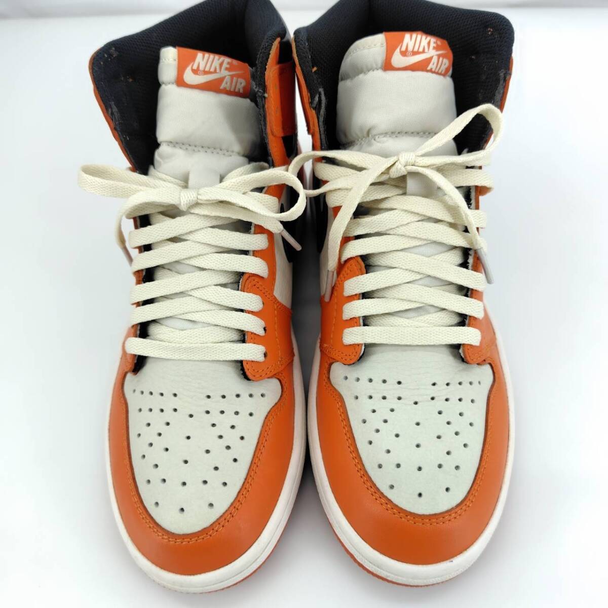 05w11179☆1円~【NIKE】 ナイキ エアジョーダン 1 レトロ HI OG 05w11179☆1円~【NIKE】 ナイキ エアジョーダン 1 レトロ HI OG