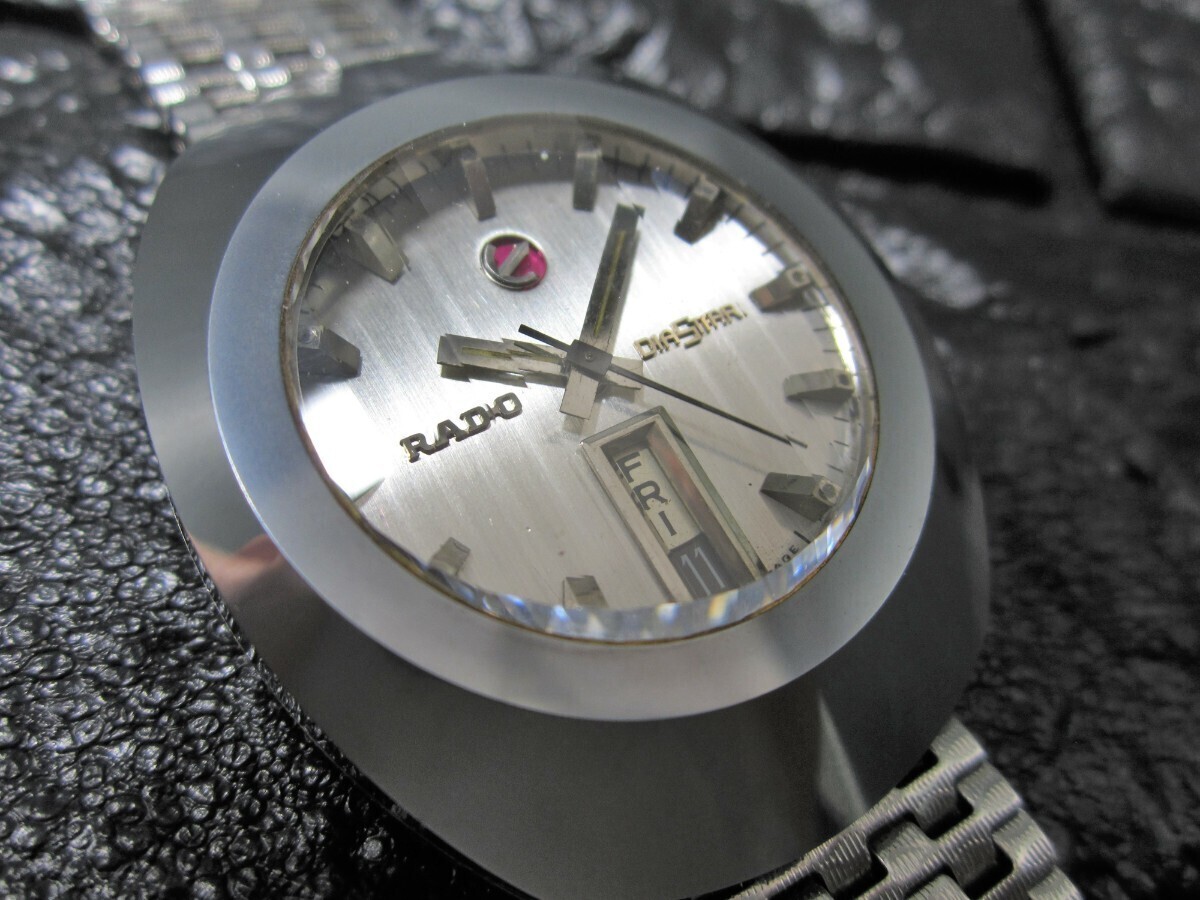 極美品 ラドー RADO ダイヤスター カットガラス シルバー文字盤 極美品 ラドー RADO ダイヤスター カットガラス シルバー文字盤