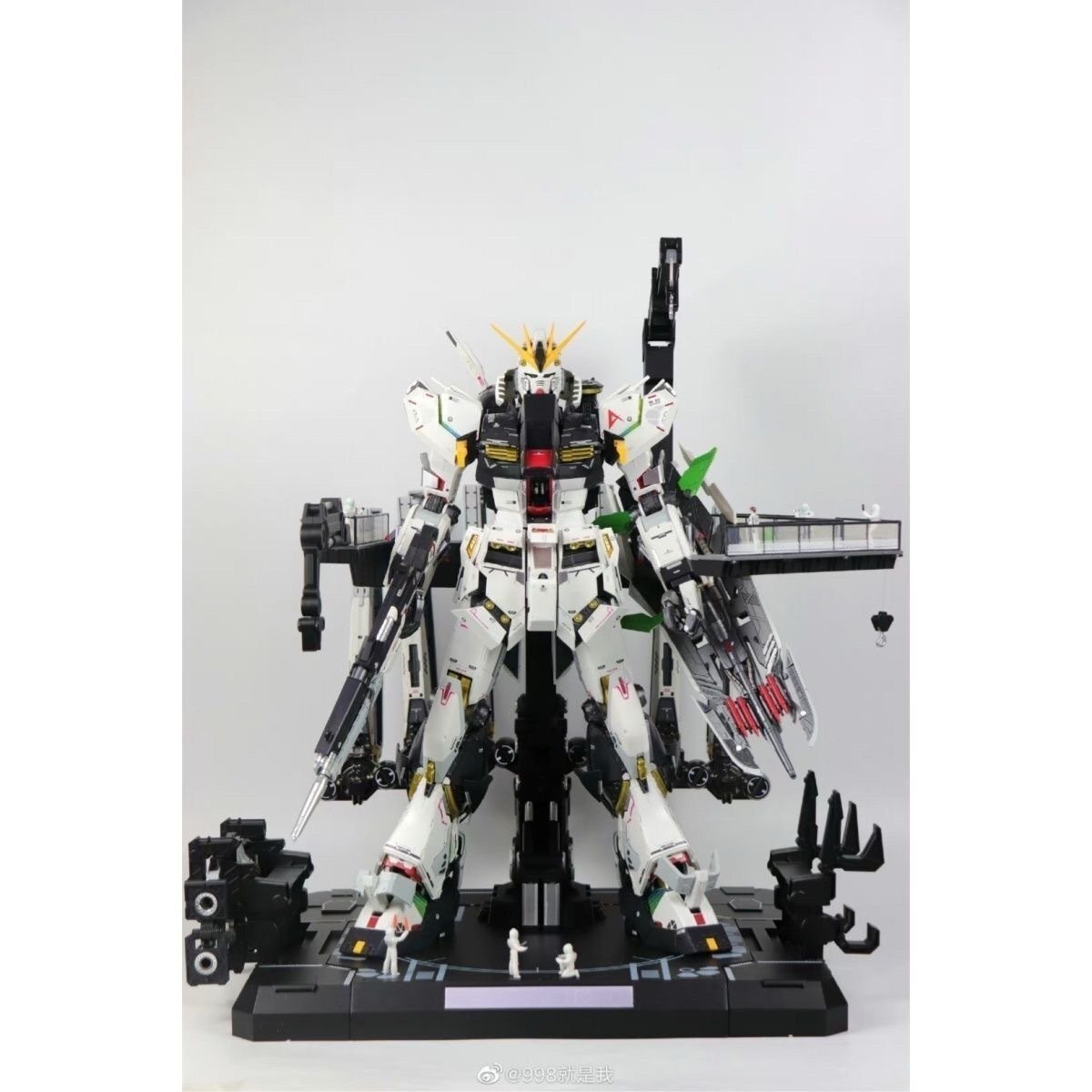 Amazon.co.jp: DABAN MODEL解体匠機 RX-93 νガン ダ ム 海外製